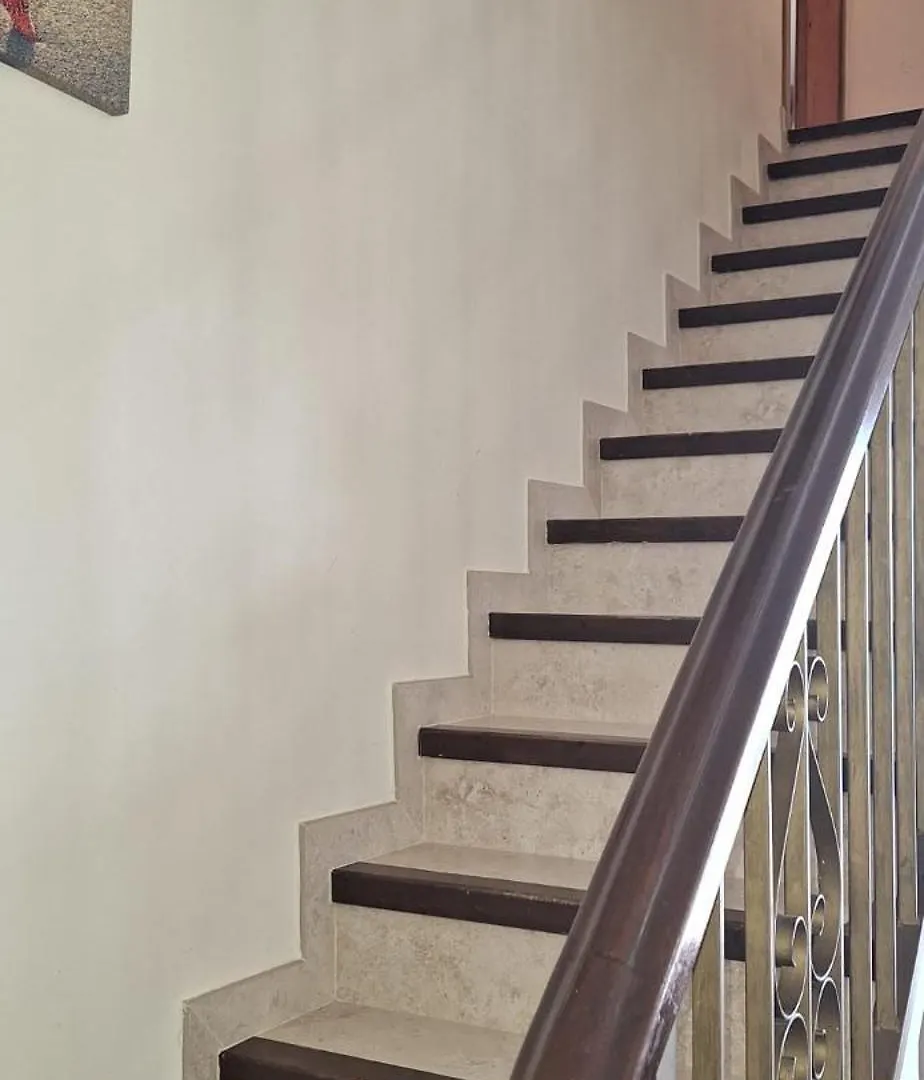 Villa Bellevue 普拉加德阿罗